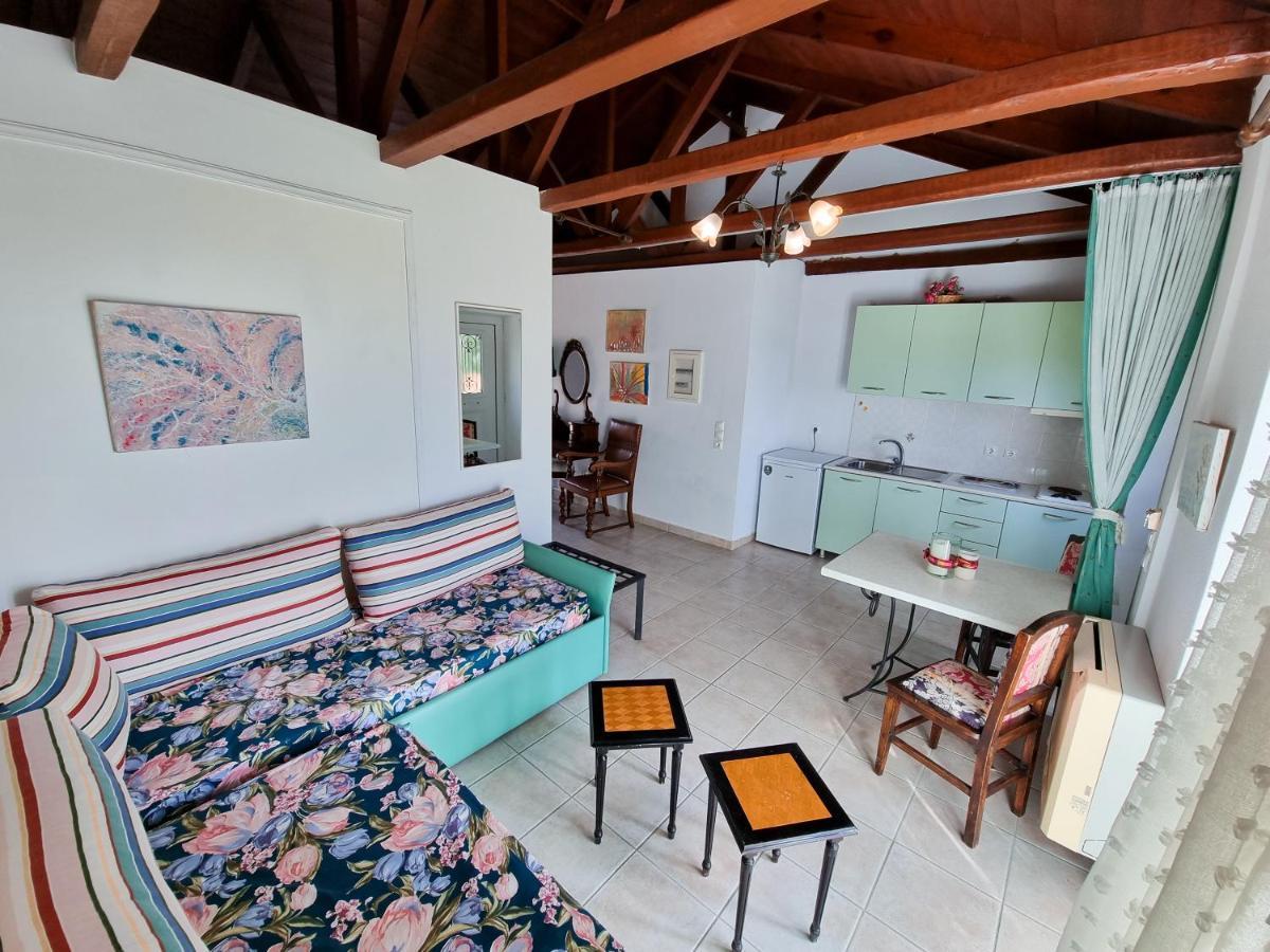 Forestata Village Apartament Kouvalata
